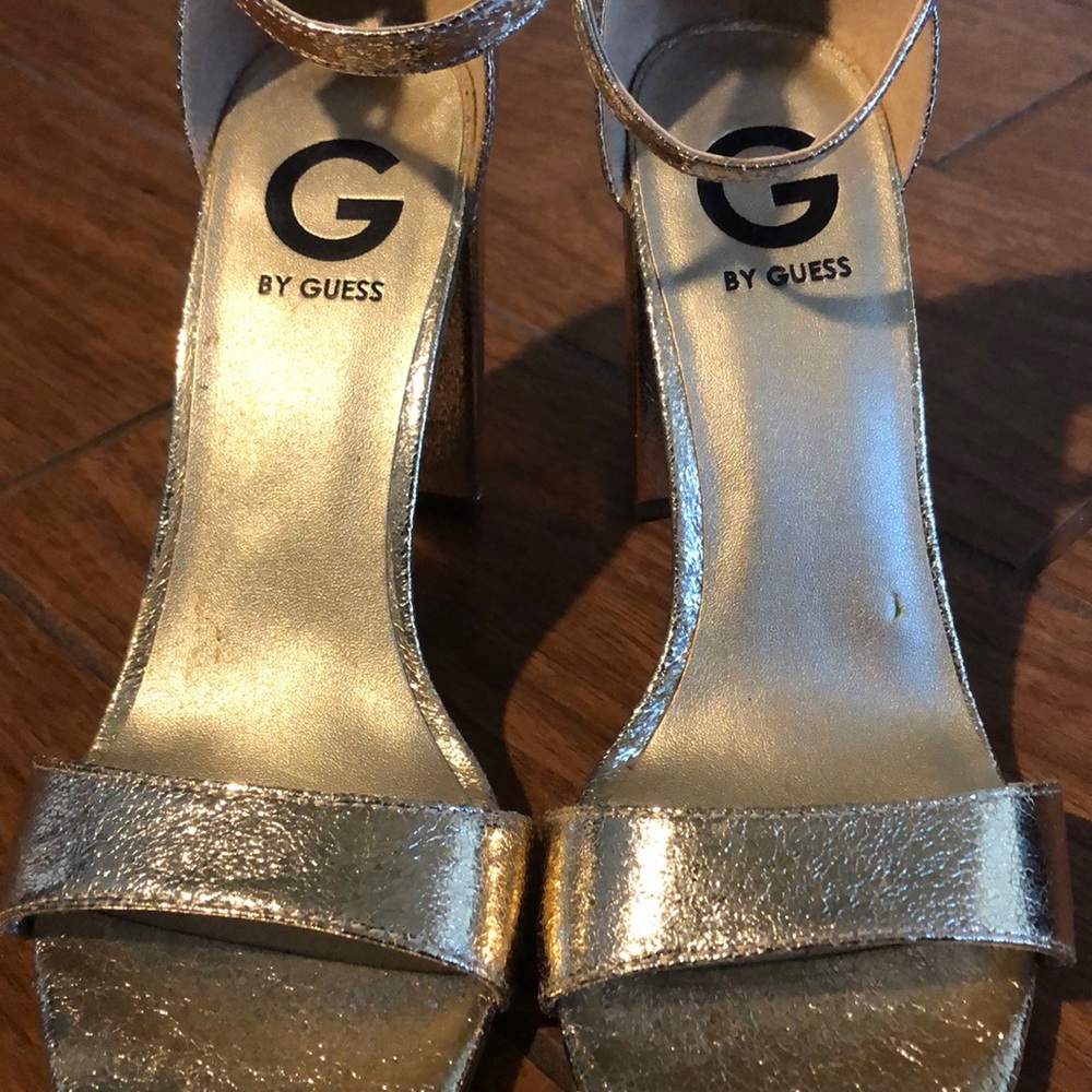 Guess Gold Block Heels - Picture 7 of 11